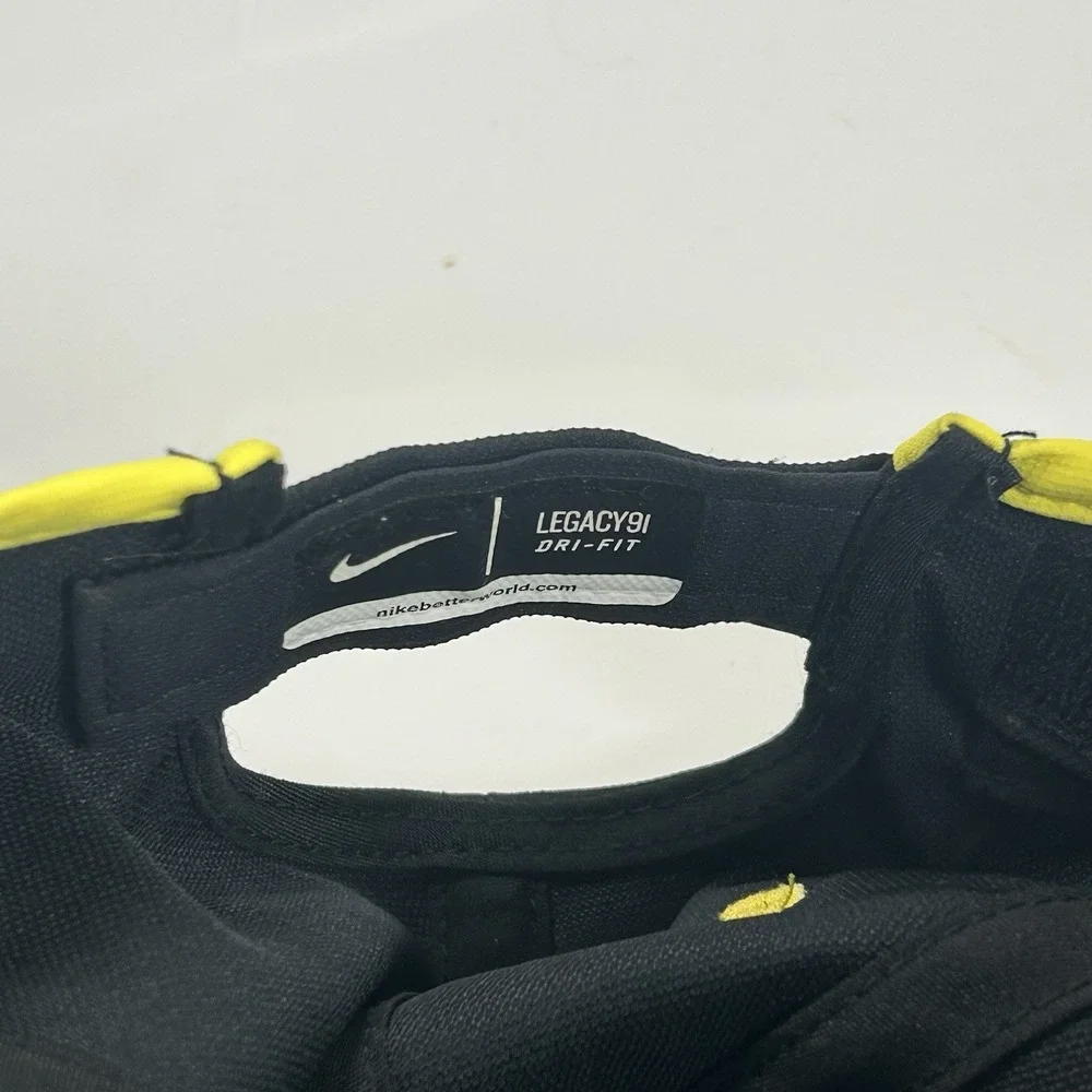 Nike Oregon Ducks Legacy91 Dri-FIT Hat Black Yellow One Size NCAA‎ Football Cap